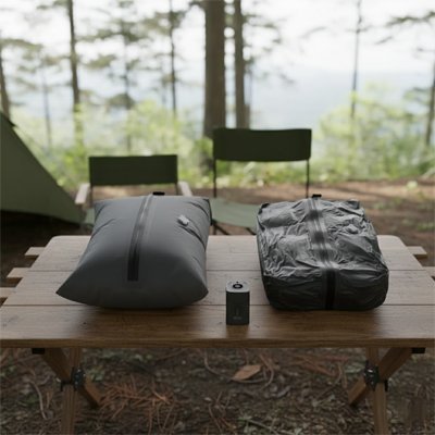 sac sous vide étanche vêtements textiles camping randonnée voyage