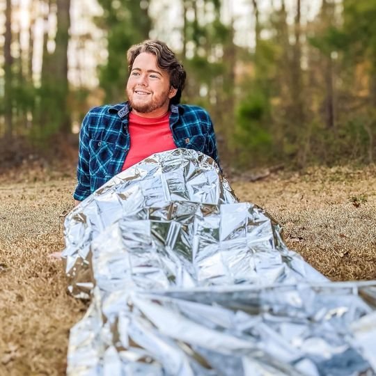 couverture de survie thermique ultralégère camping randonnée