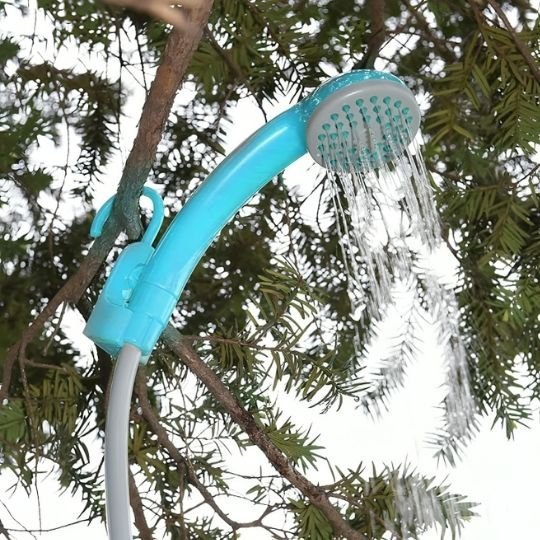 Douche de camping portable rechargeable – Camping sauvage, festival & roadtrip - Voltara Plein Air